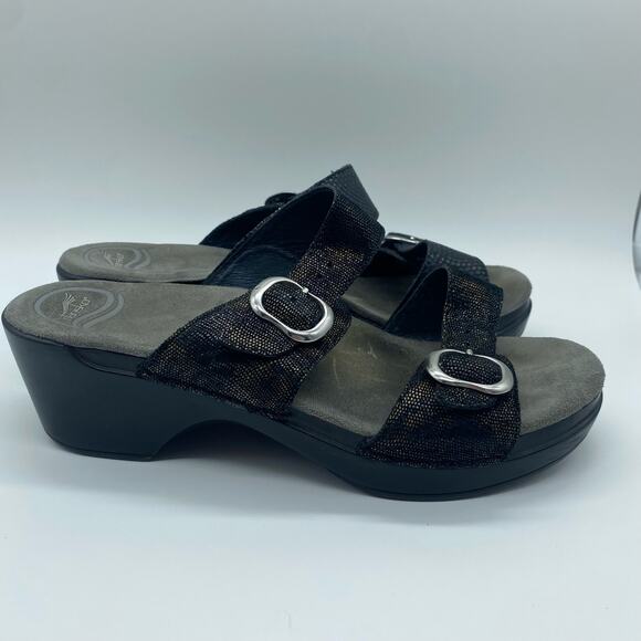 Dansko Women's size 9.5 / 40 Black Animal Print Strappy Buckle Heel Sandals - Picture 7 of 10